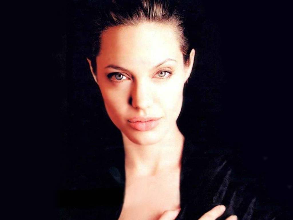 Angelina Jolie leaked wallpapers