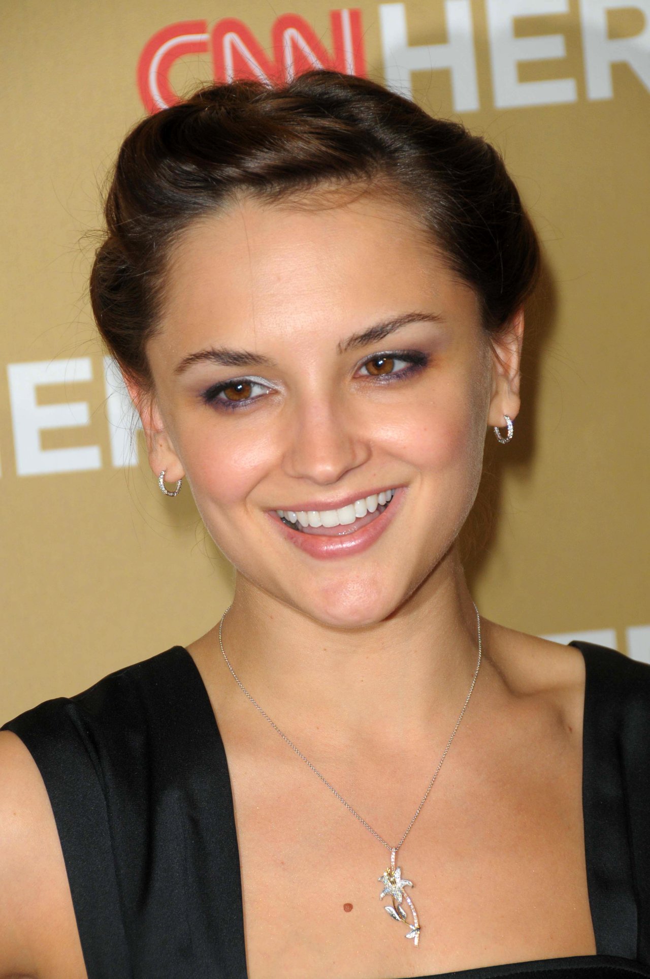 Rachael Leigh Cook leaked wallpapers