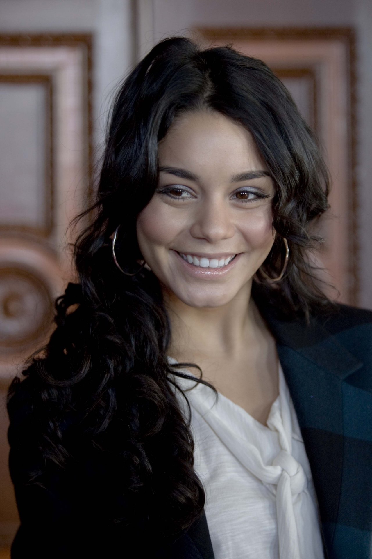 Vanessa Hudgens leaked wallpapers